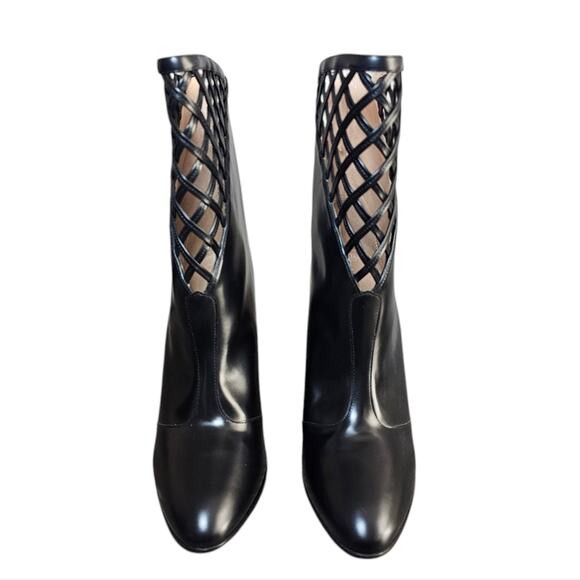 Gucci Women's Black Plume Calfskin Leather Lattice Cutout Boots Size EU 39.5 - Picture 3 of 11